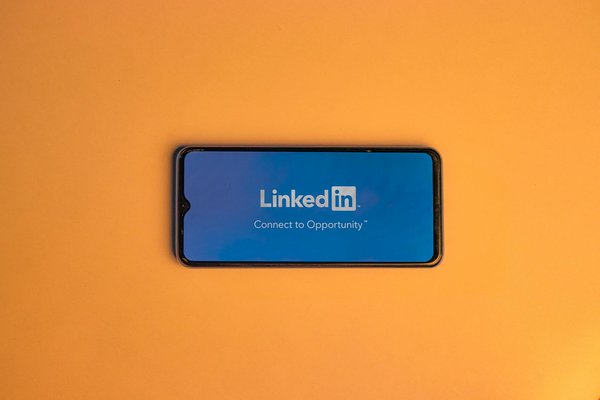 Installateur porte hangar agricole : l'expertise à votre service