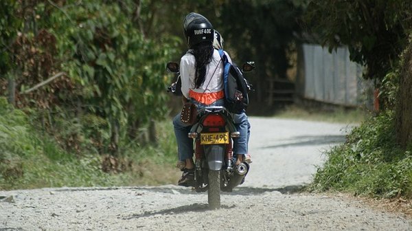 Explorez le taxi moto à paris : un service rapide et confortable
